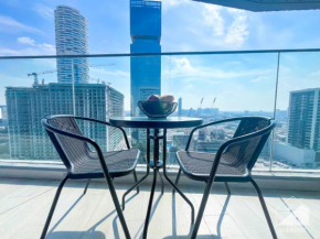 Stunning 1B With Balcony & City Views - Dubai